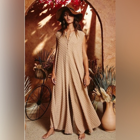 Molly Green Checkered Jumpsuit - Picture 2 of 7